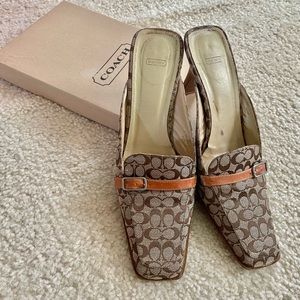 Coach Greta Logo Mule